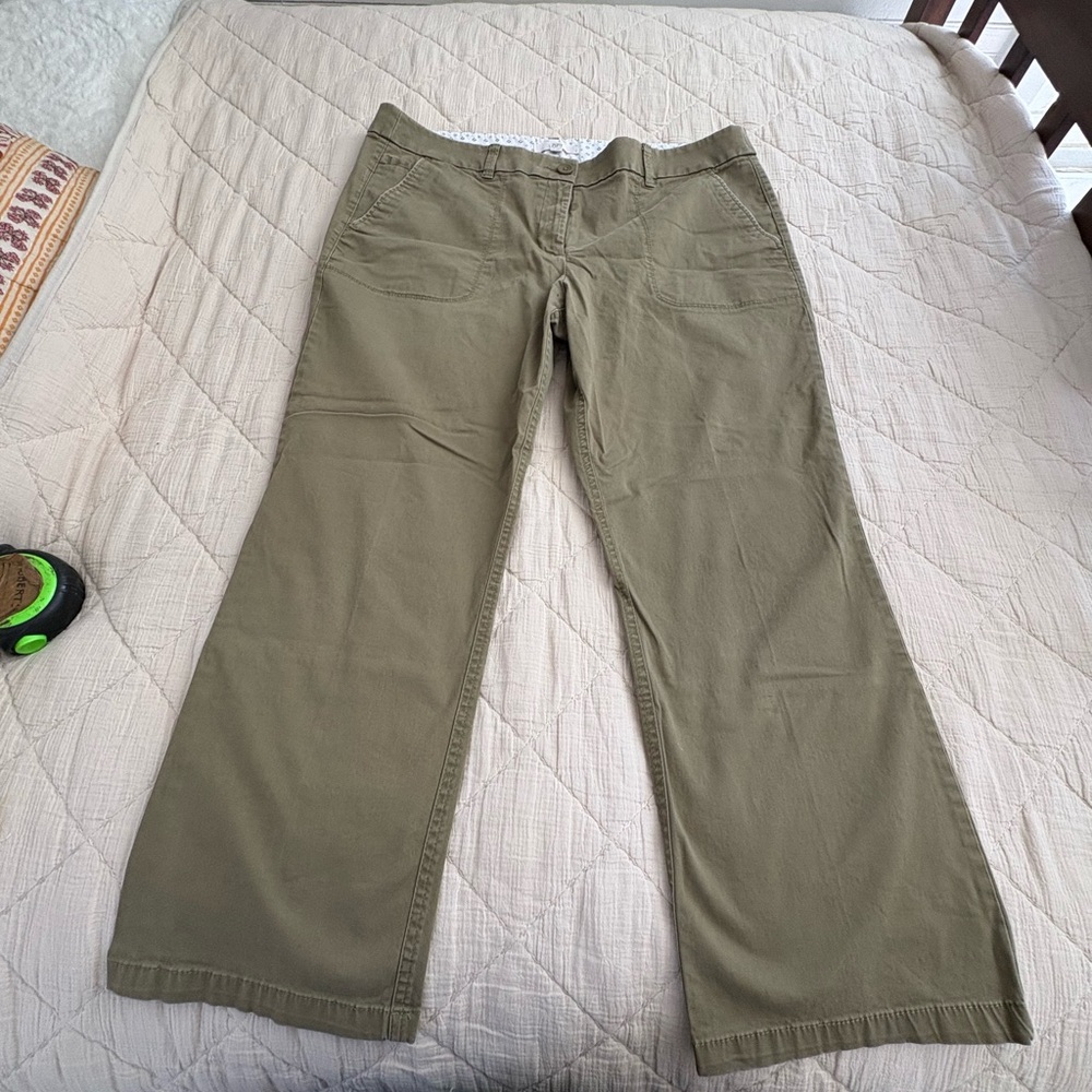 LOFT Olive Ankle Pants